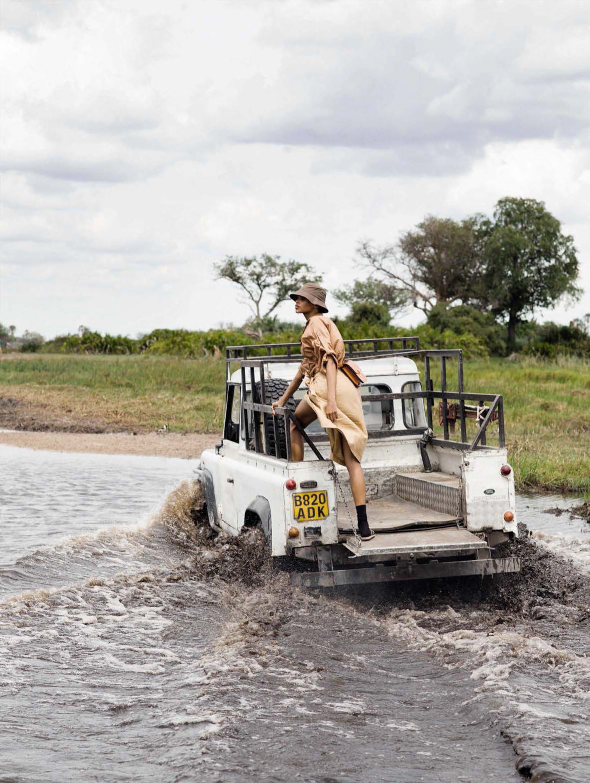 1179x1563, 522 Kb / автомобиль, Африка, панама, грязь, вода