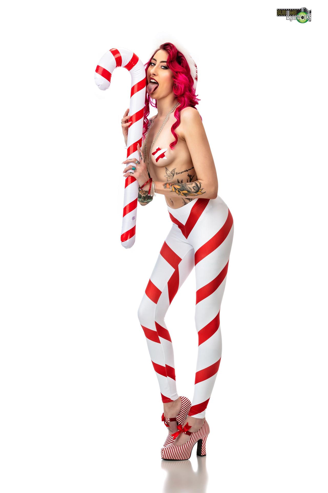 1280x1920, 99 Kb / сиськи, конфета, эльф, косплей, тату, крашеная