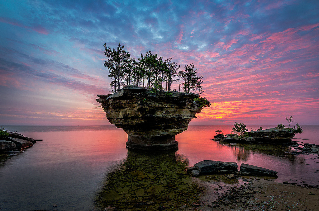 1024x678, 326 Kb / камни, закат, вода