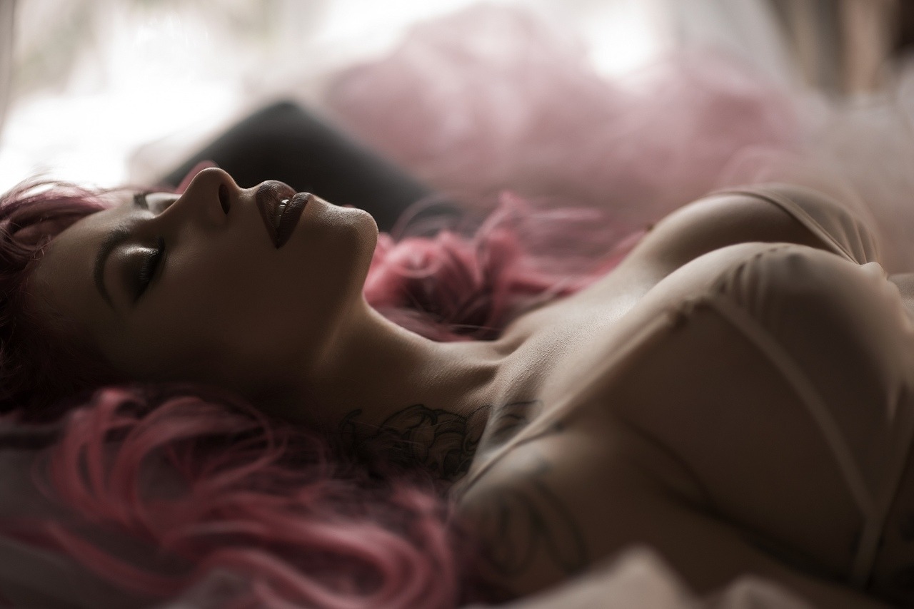 1280x854, 130 Kb / тату, грудь, соски, губы, малиновая, Sonya Green, соня грин, Valkyriatattoo