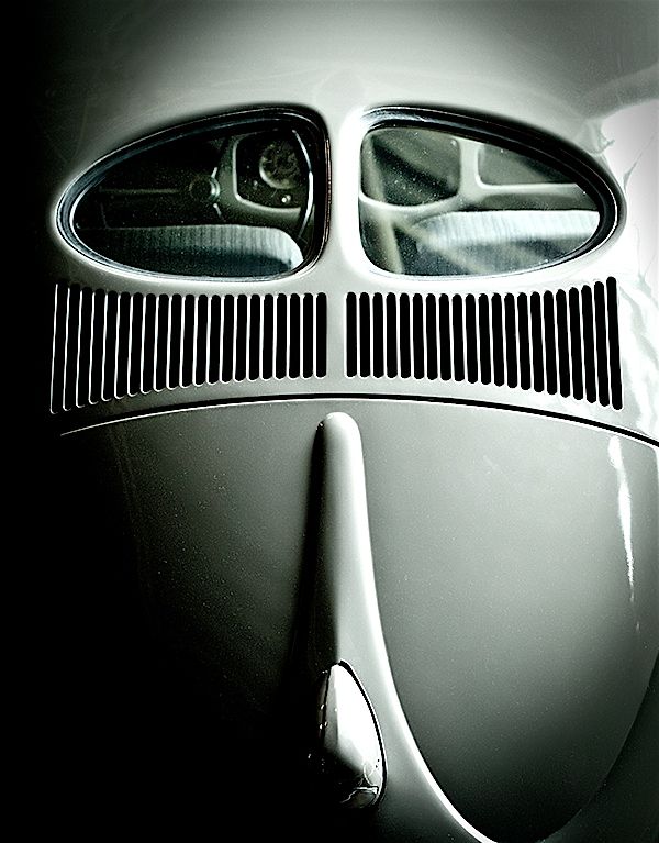 600x767, 67 Kb / автомобиль, классика, ретро, багажник, плавник, окно