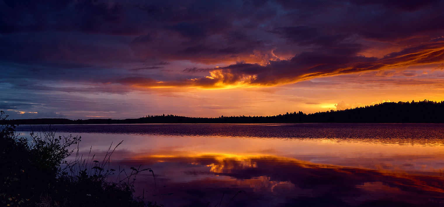 1520x709, 253 Kb / озеро, закат, облака, пейзаж