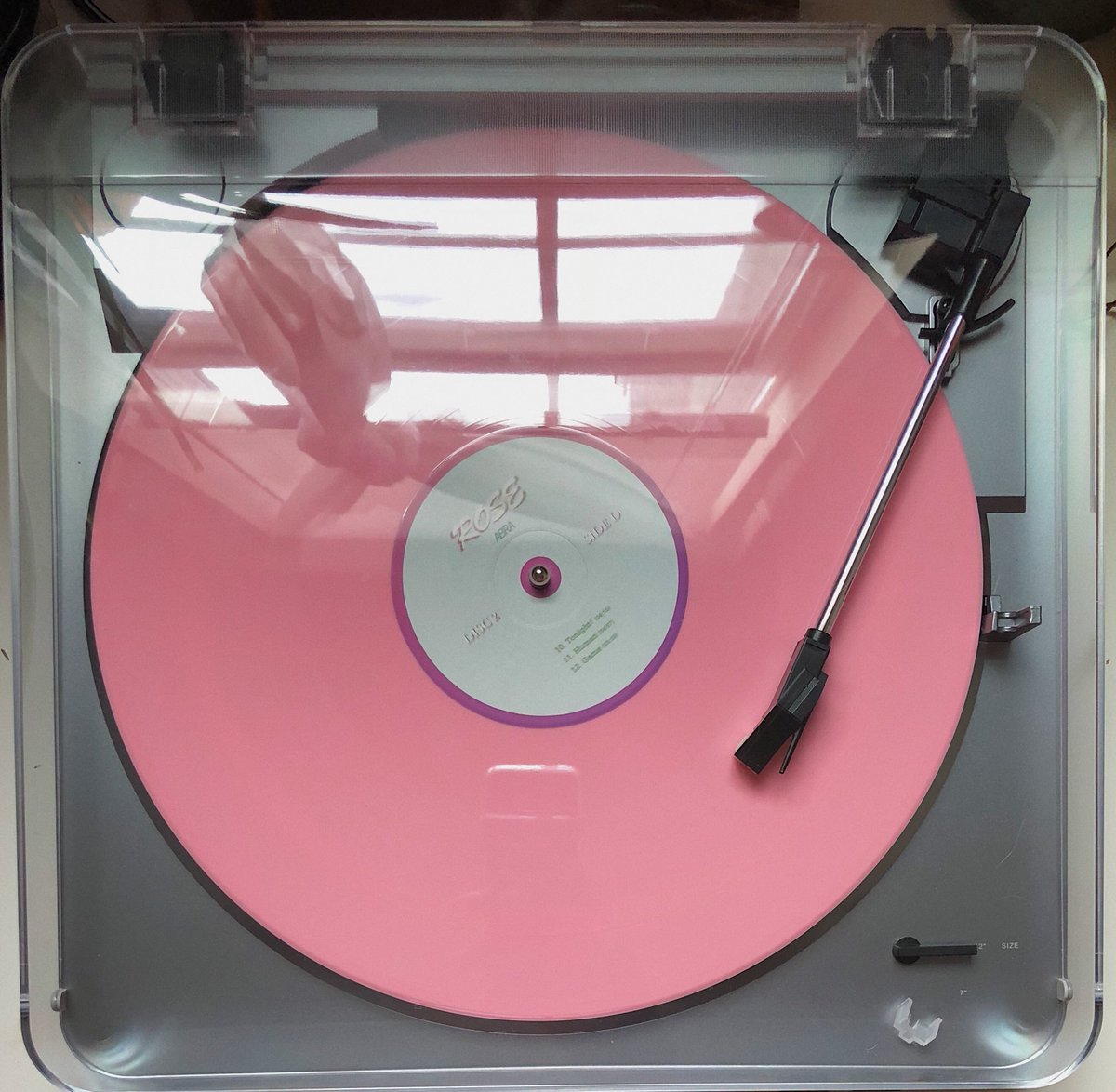 1200x1174, 179 Kb / винил, розовый, проигрыватель, пластинка