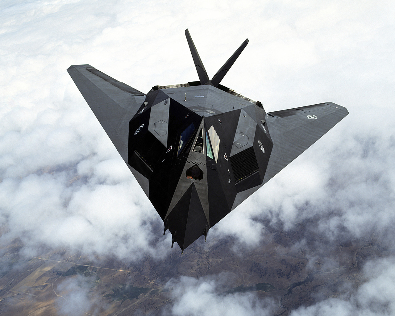 1280x1024, 324 Kb / самолет, истребитель, Lockheed, F-117, Nighthawk, стелс