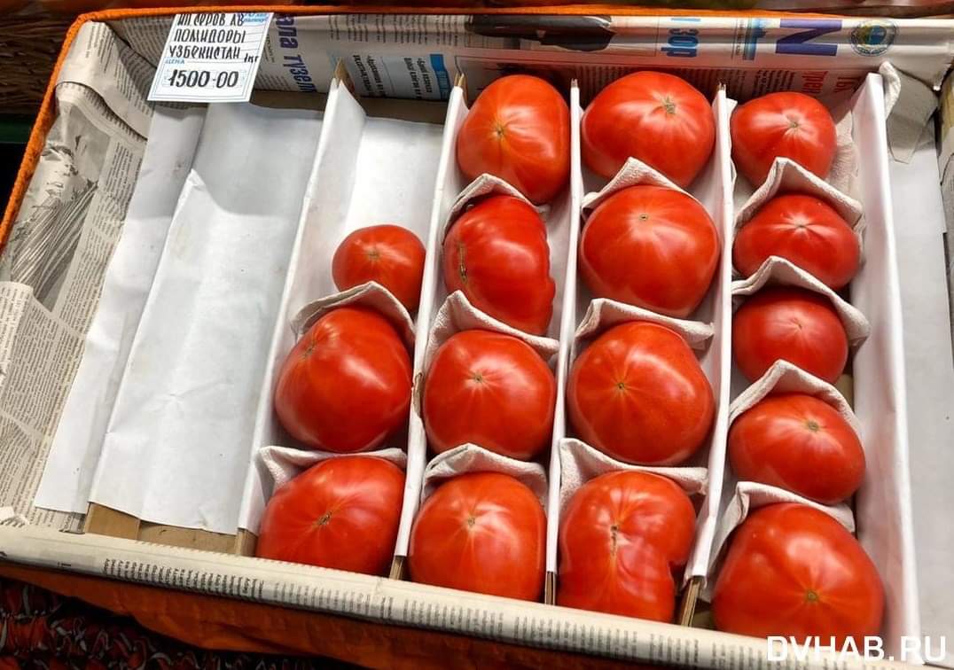 1076x756, 93 Kb / помидоры, томаты, Хабаровск, Китай, коронавирус, карантин, коробка, цена, газета