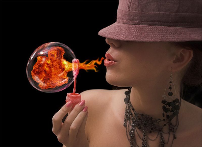 800x582, 48 Kb / пламя, пузырь, девушка