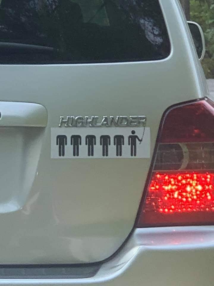 720x960, 43 Kb / горец, сабля, тойота