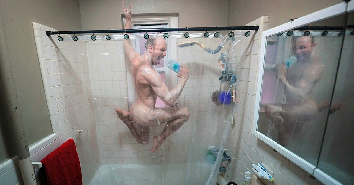 1200x630, 193 Kb / ванна, отражение, певец, больших и малых, полотенце