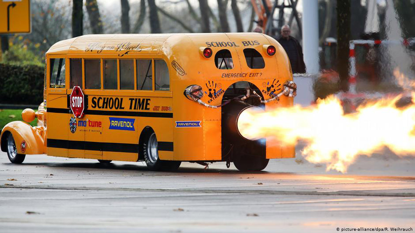 1422x800, 217 Kb / школьный, автобус, жёлтый, система выхлопа, реактивный двигатель