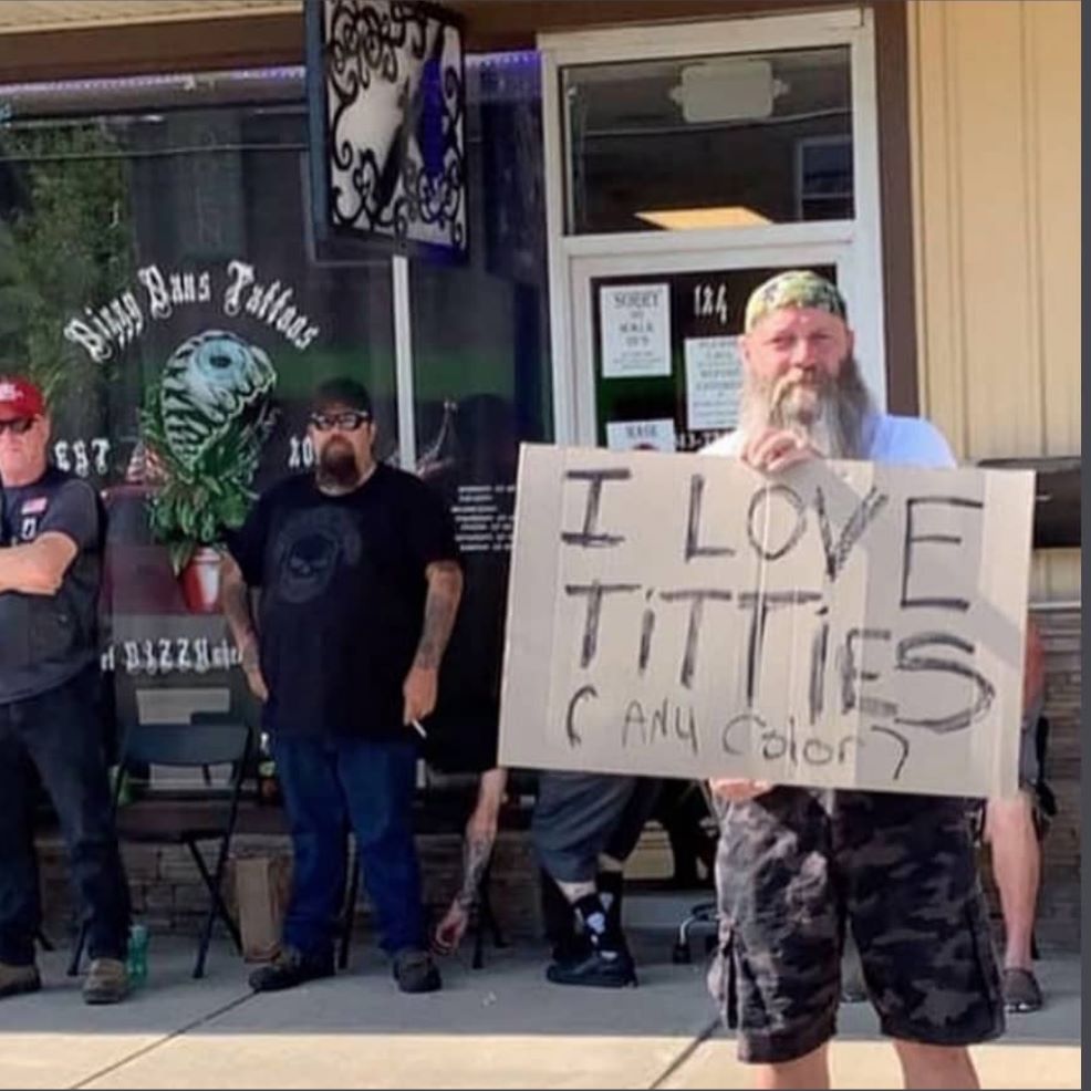 986x986, 106 Kb / люблю сиськи, любого цвета, реднек