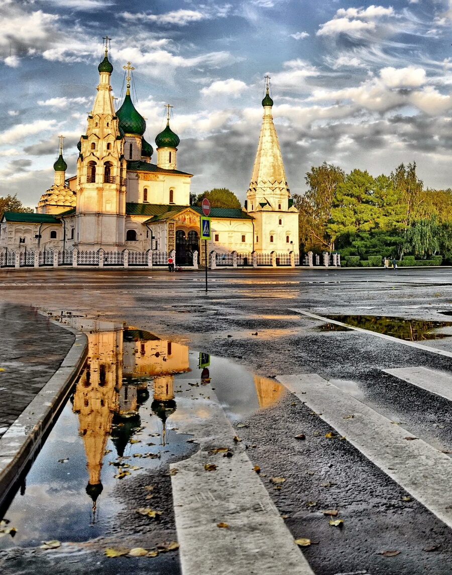 900x1144, 587 Kb / Ярославль, город трудовой доблести, церковь Ильи Пророка, красная площадь, мой город