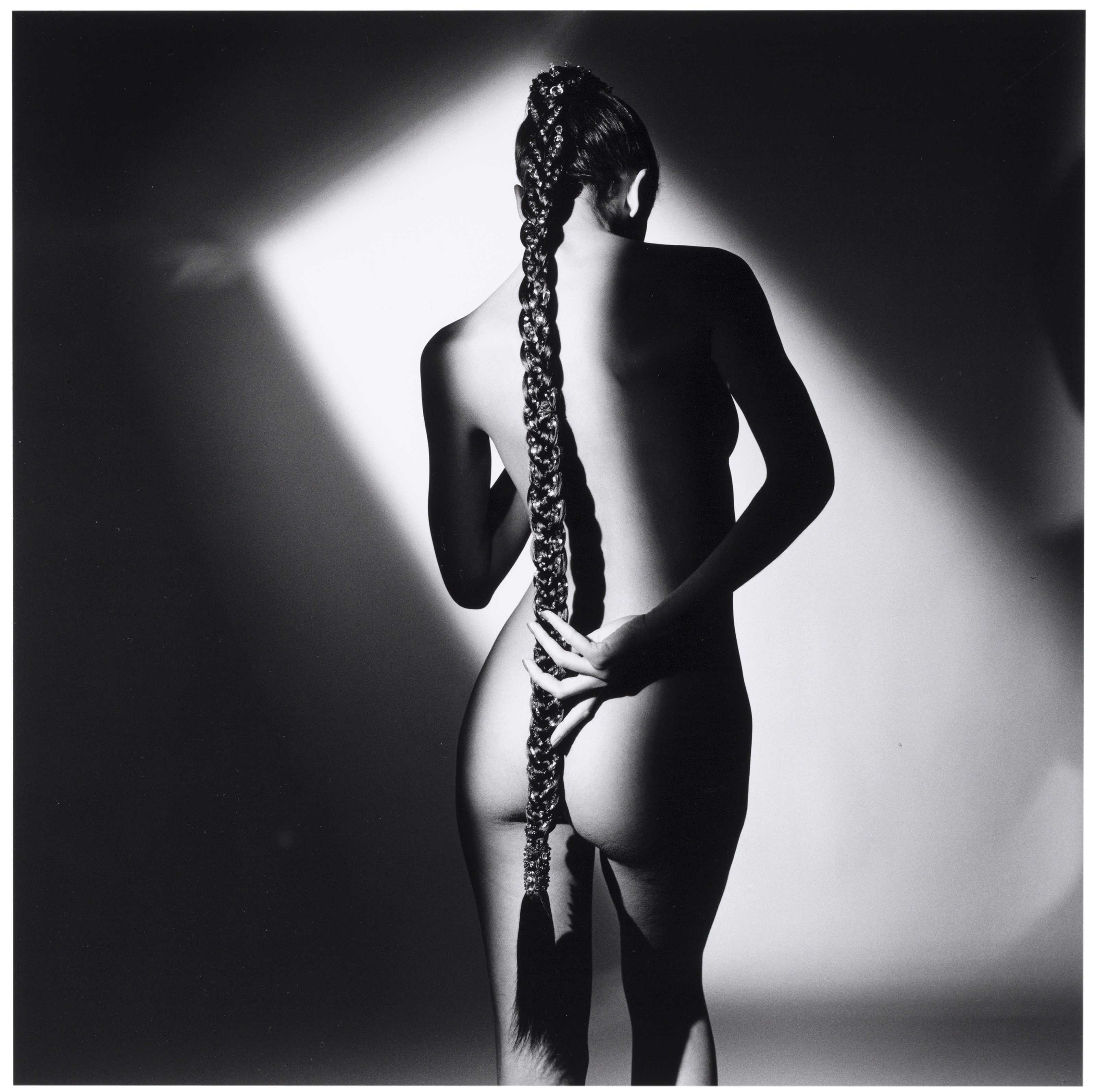 3200x3187, 501 Kb / коса, женщина, ч/б