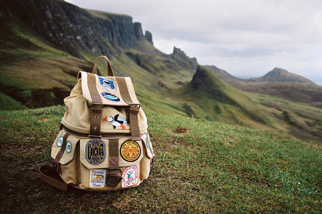 1100x733, 546 Kb / рюкзак, эмблема