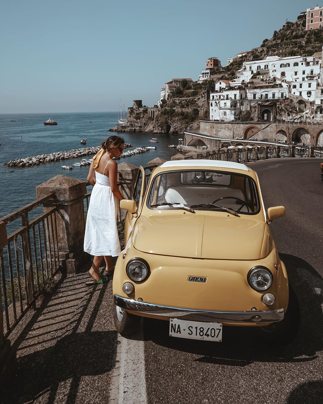 1080x1350, 438 Kb / фиат, fiat, авто, вода, море, набережная, яхта, дорога, очки