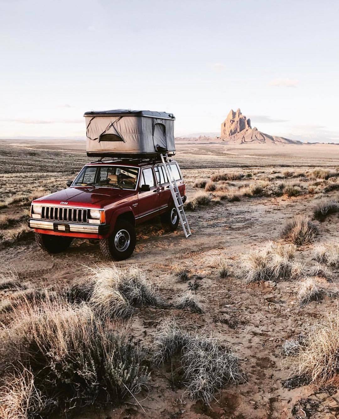 1080x1335, 211 Kb / автомобиль, внедорожник, багажник, палатка, лестница, джип
