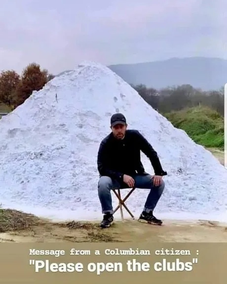 460x575, 86 Kb / Гора, порошок, стул, кепка, джинсы, кроссовки