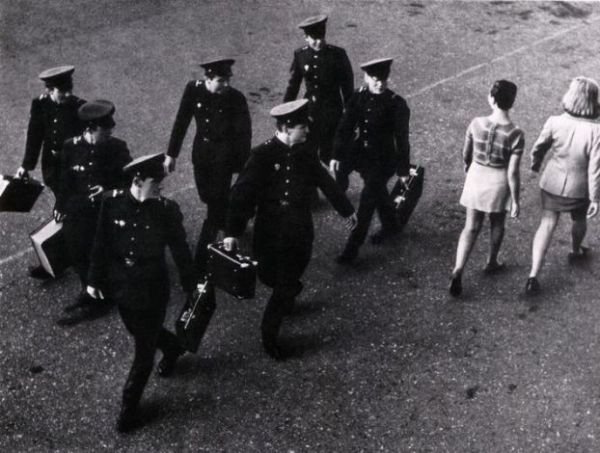 600x453, 54 Kb / СССР, девушки, попы, военные, ч/б