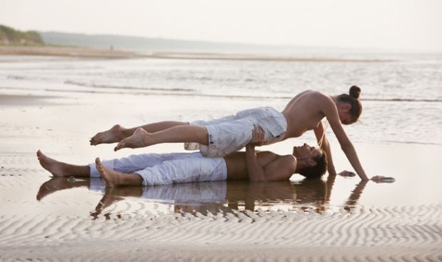 619x367, 34 Kb / море, пляж, пара, романтика