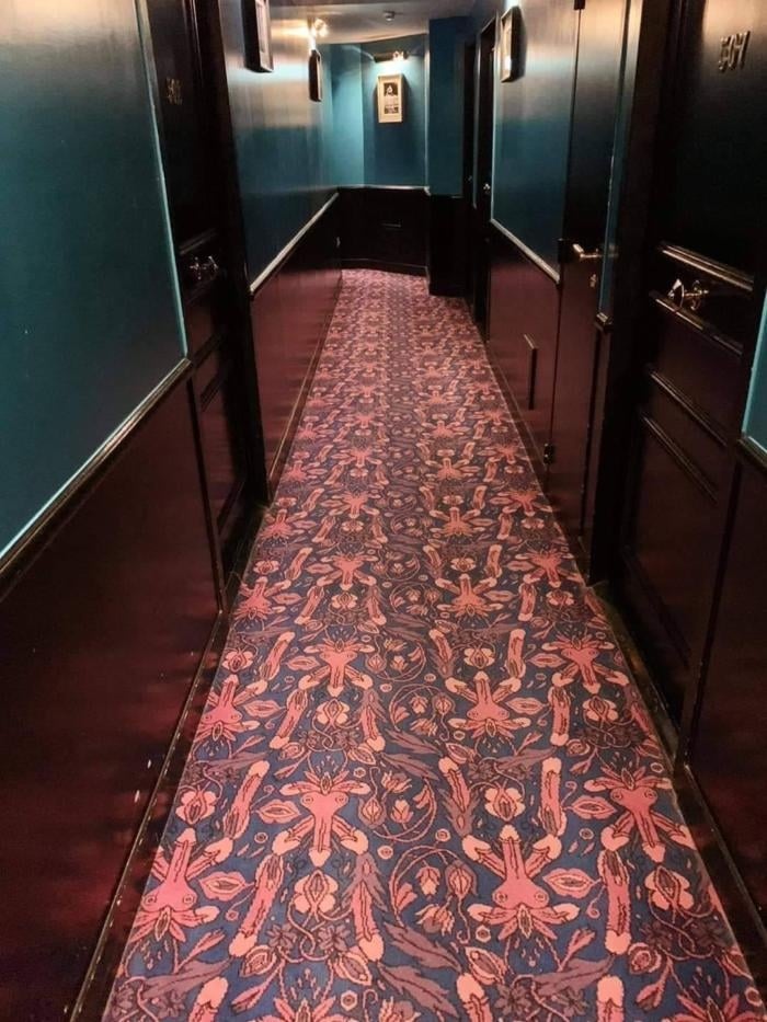 700x933, 171 Kb / коридор, дорожка, рисунок, орнамент