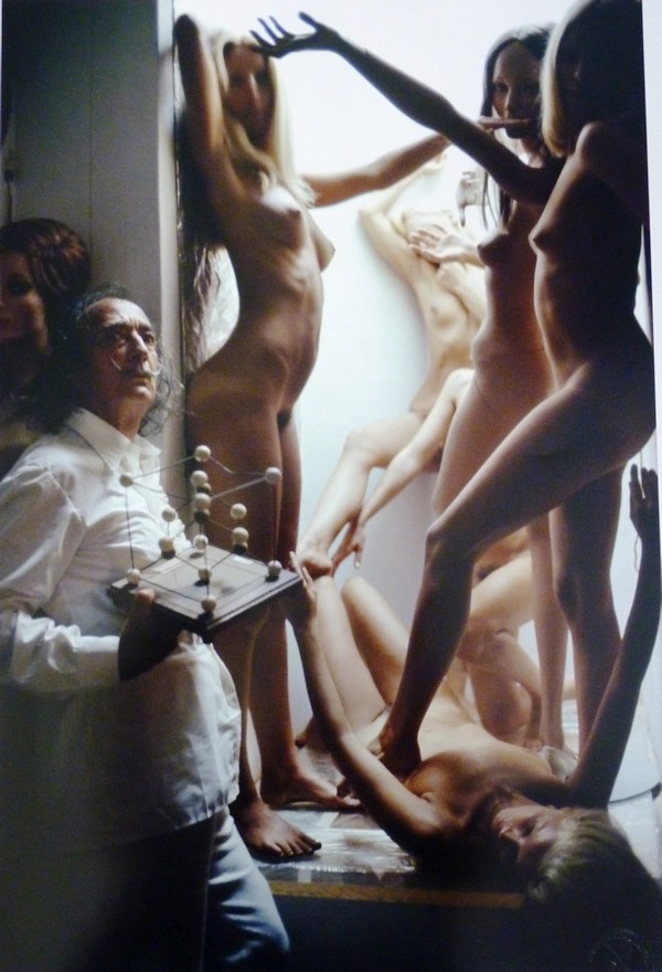 600x880, 121 Kb / девки, дали