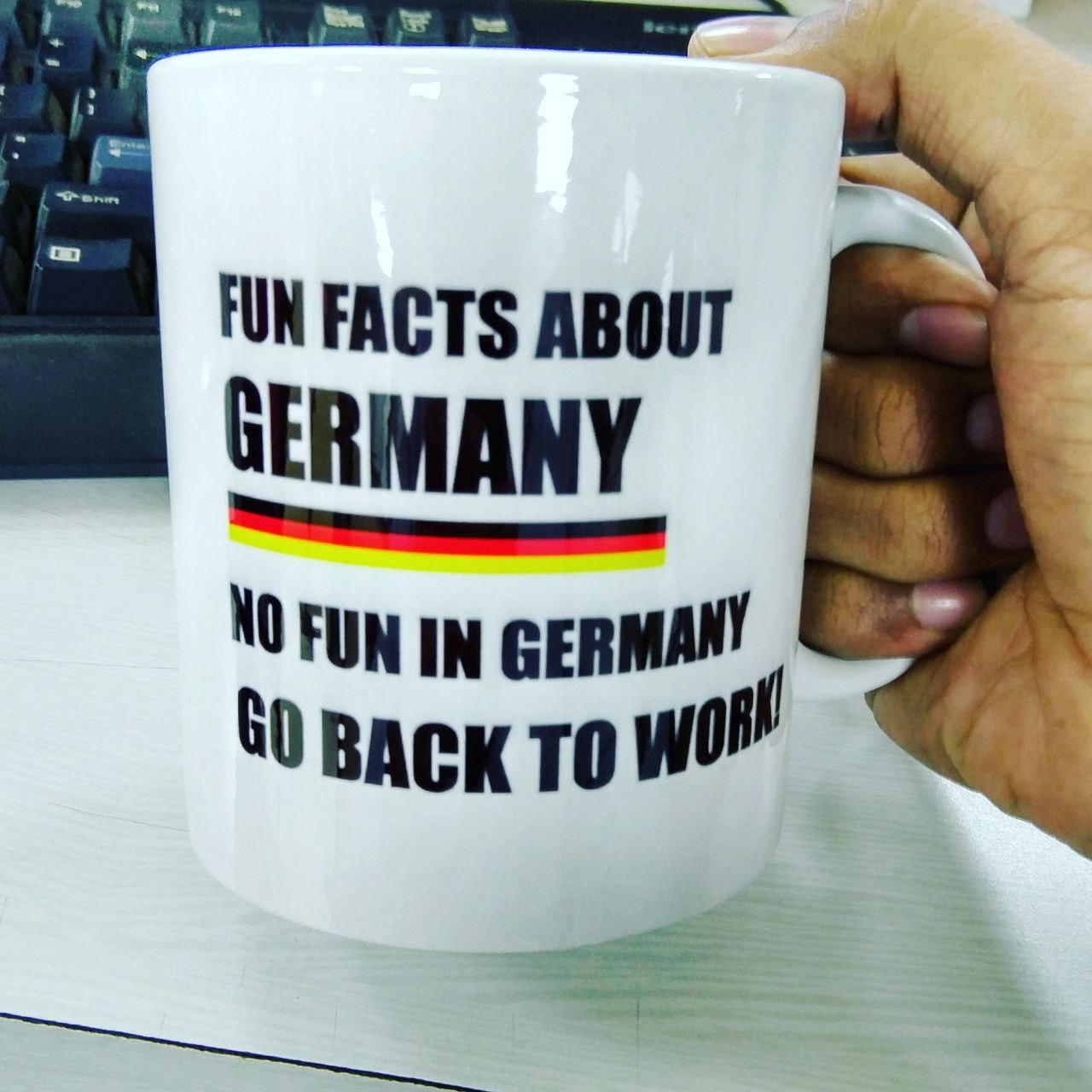 1280x1280, 184 Kb / кружка, надпись, германия