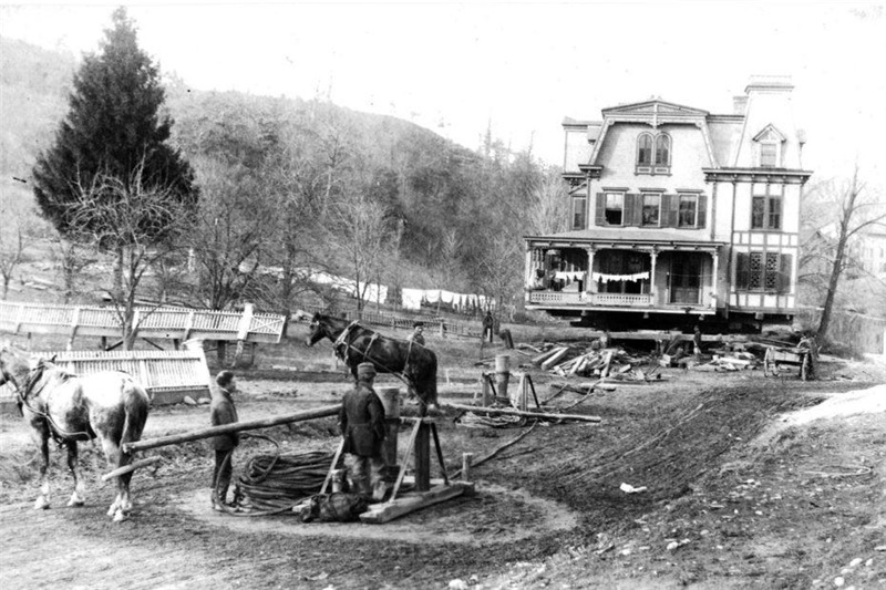 800x533, 162 Kb / ч/б, переезд, Нью-Йорк, дом, сша, лошадь, бревно