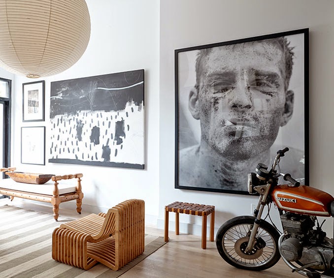 678x565, 78 Kb / постер, мотоцикл, кресло