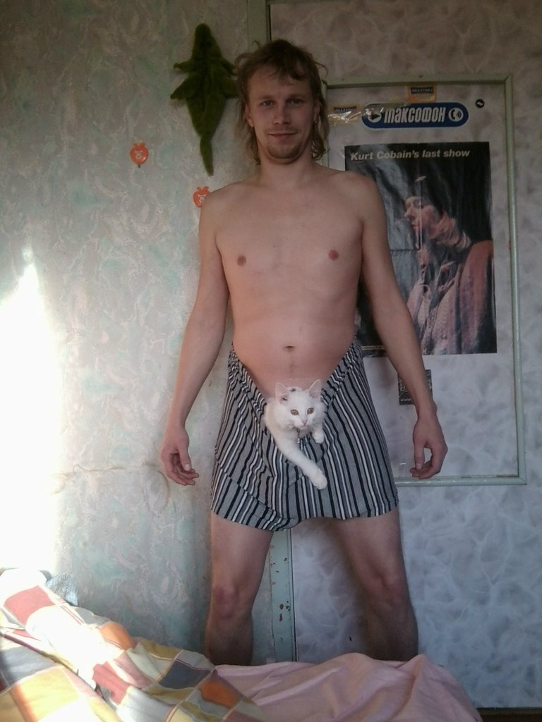 768x1024, 116 Kb / чудак, трусы, кошка