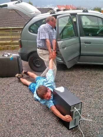 350x464, 39 Kb / машина, отпуск, системник