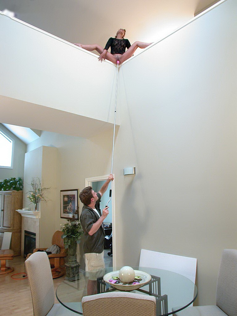 768x1024, 139 Kb / ручка, телескоп, шар, стол