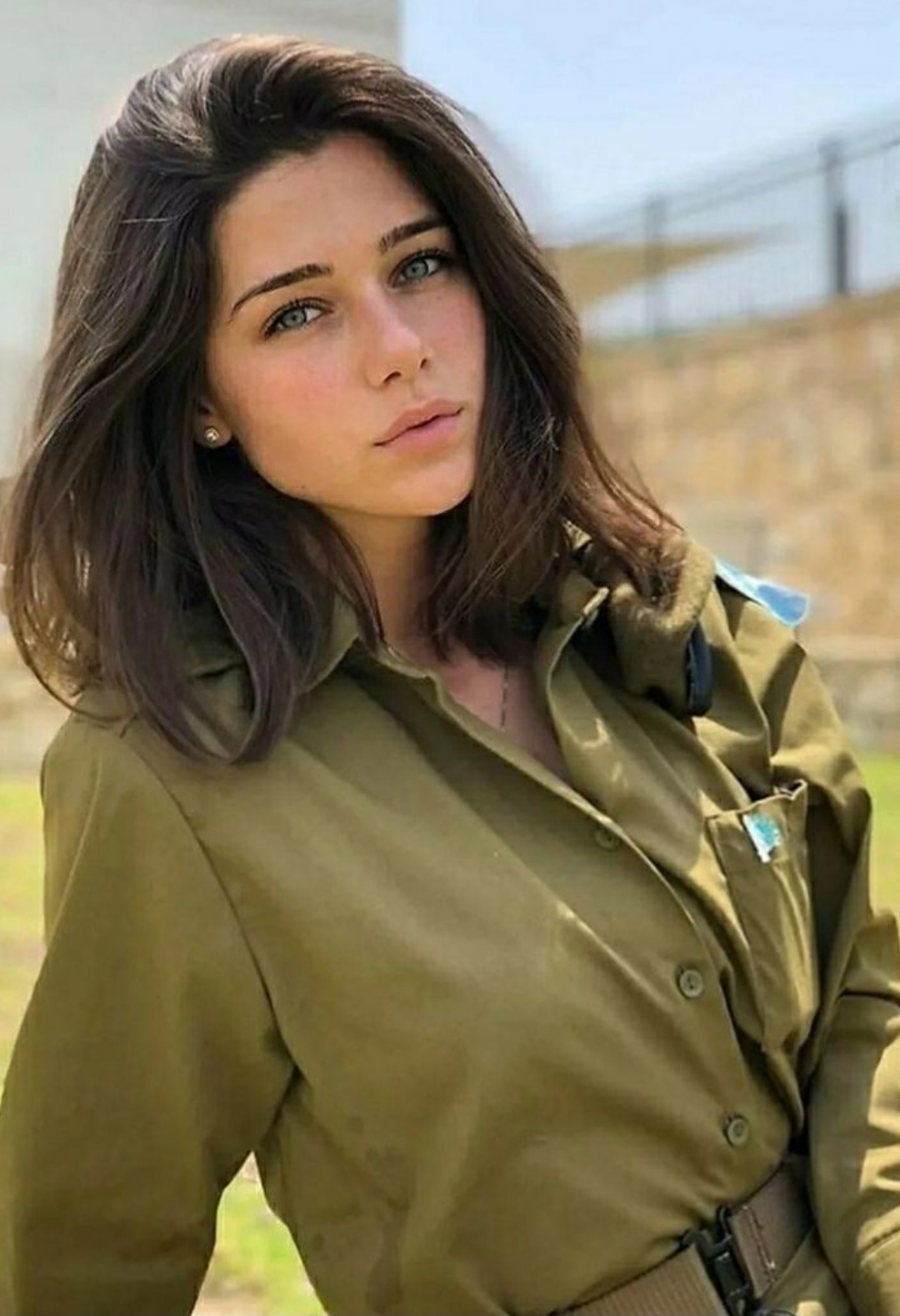 1080x1578, 355 Kb / Евреечка, обмундирование, еврейка, форма, пуговицы, MILANA VINO, Yuli Tovma, юли товма