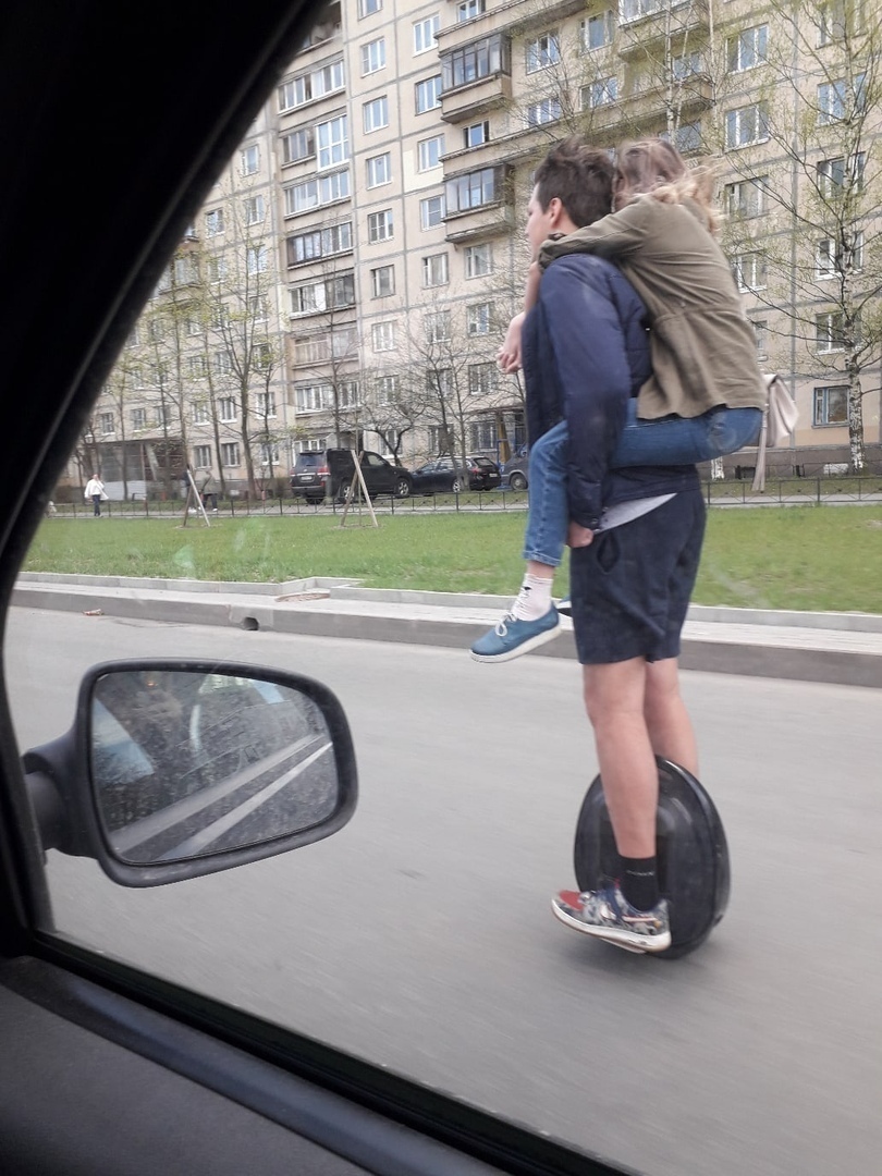 810x1080, 316 Kb / моноколесо, верхом, премия Дарвина