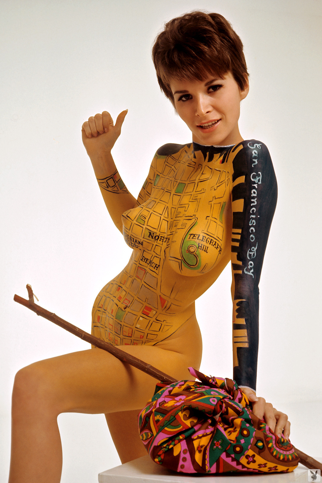 1066x1600, 472 Kb / карта, котомка, голосующий, бодиарт