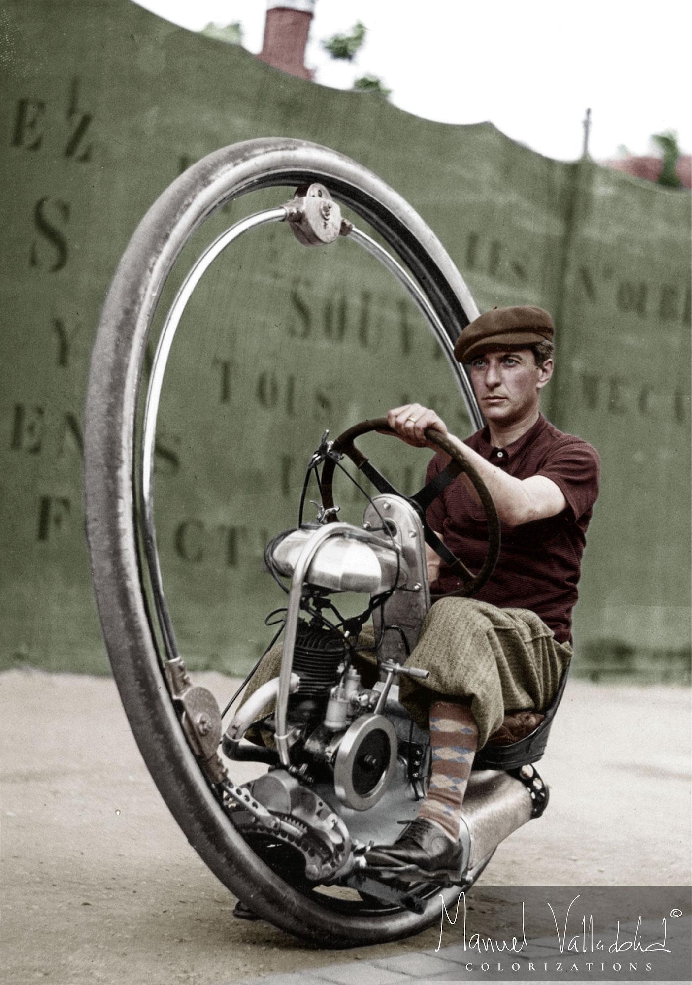 1405x2000, 351 Kb / колесо, мотоцикл