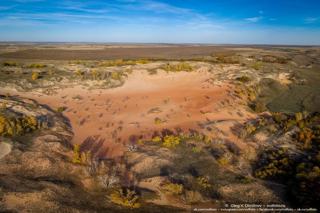 1100x733, 119 Kb / Высота, окрестности, песок, холмы, деревья
