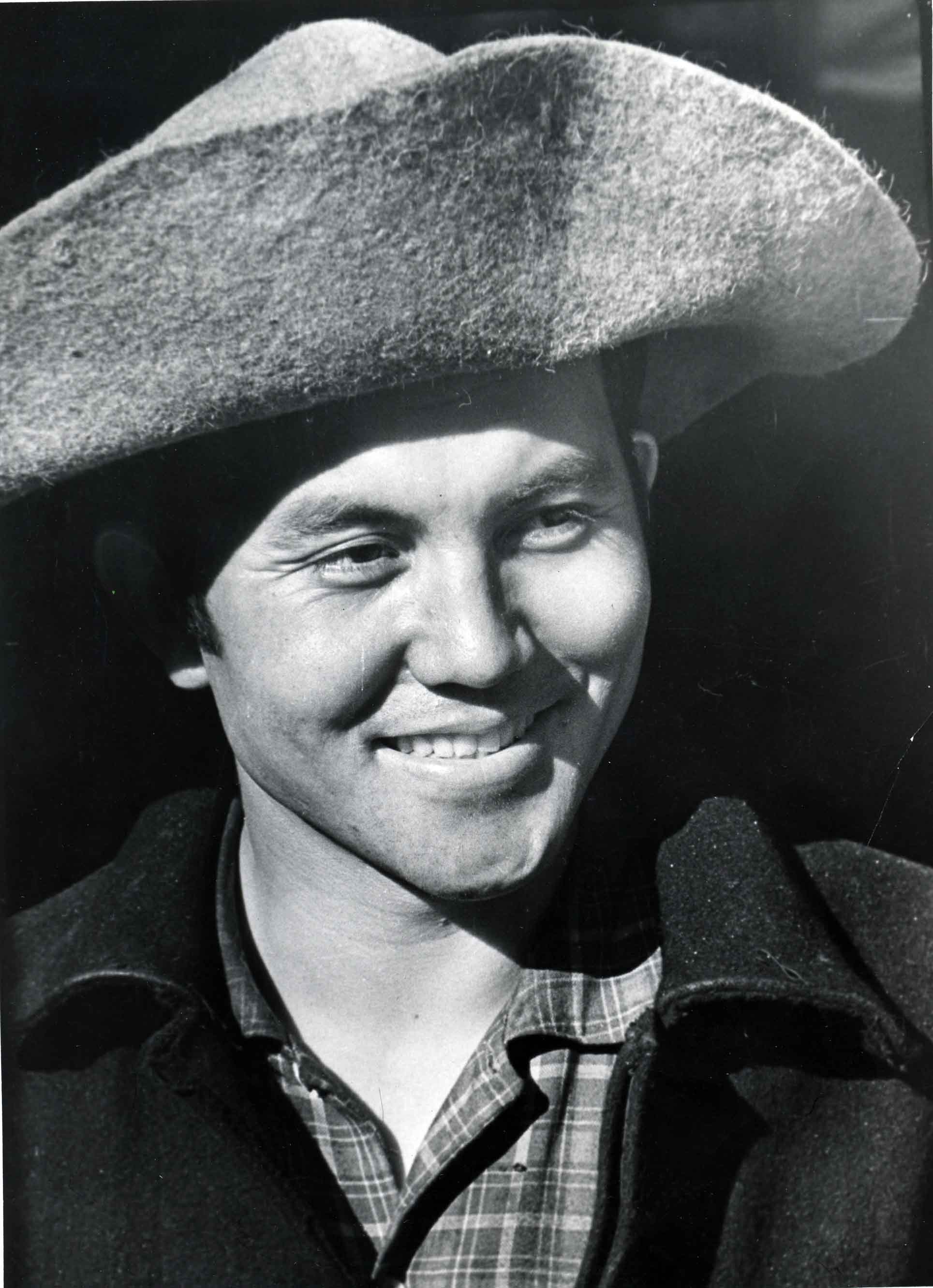 1929x2663, 206 Kb / ч/б, Нурсултан Назарбаев, шляпа, ссср, рубаха