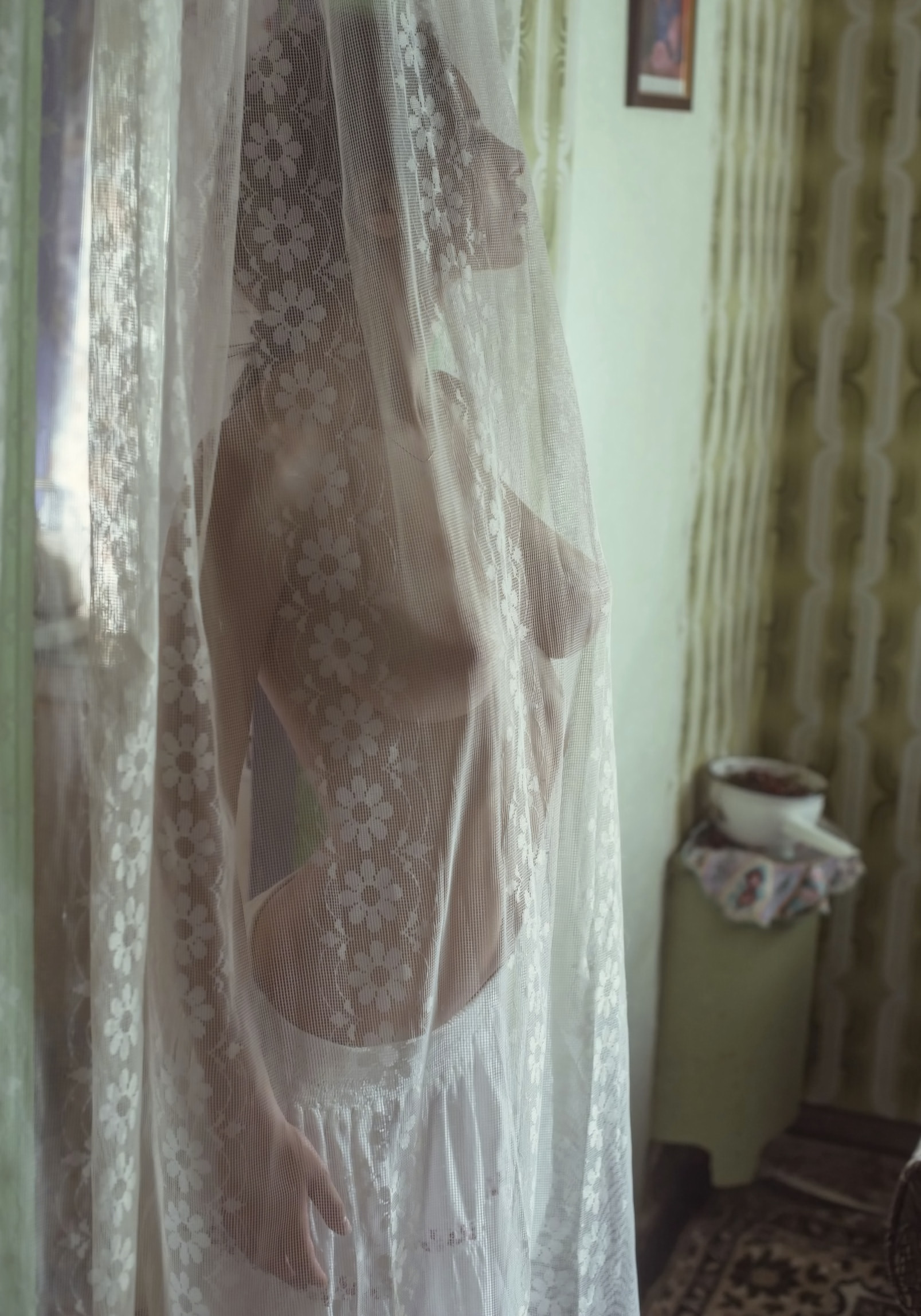 1607x2295, 546 Kb / сиськи, тюль, ковш, Давид Дубницкий, David Dubnitskiy