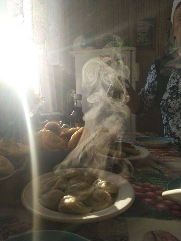 720x960, 62 Kb / Племени, пар, бабушка, шлем