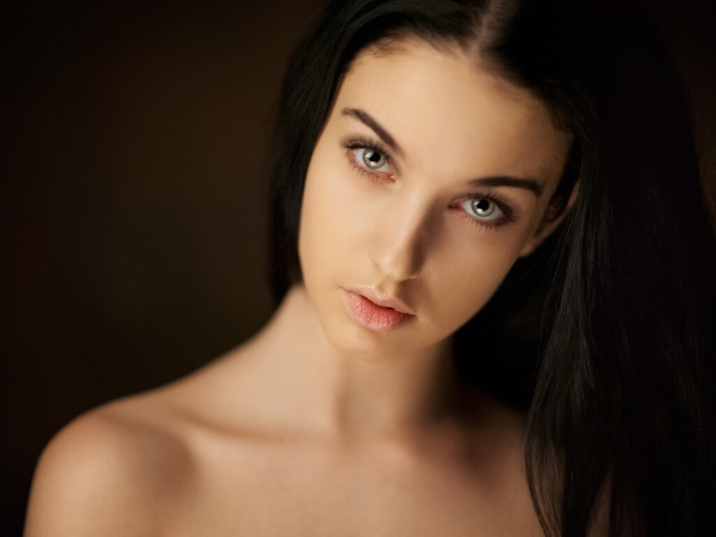 1024x768, 84 Kb / женщина, портрет, Alla Berger