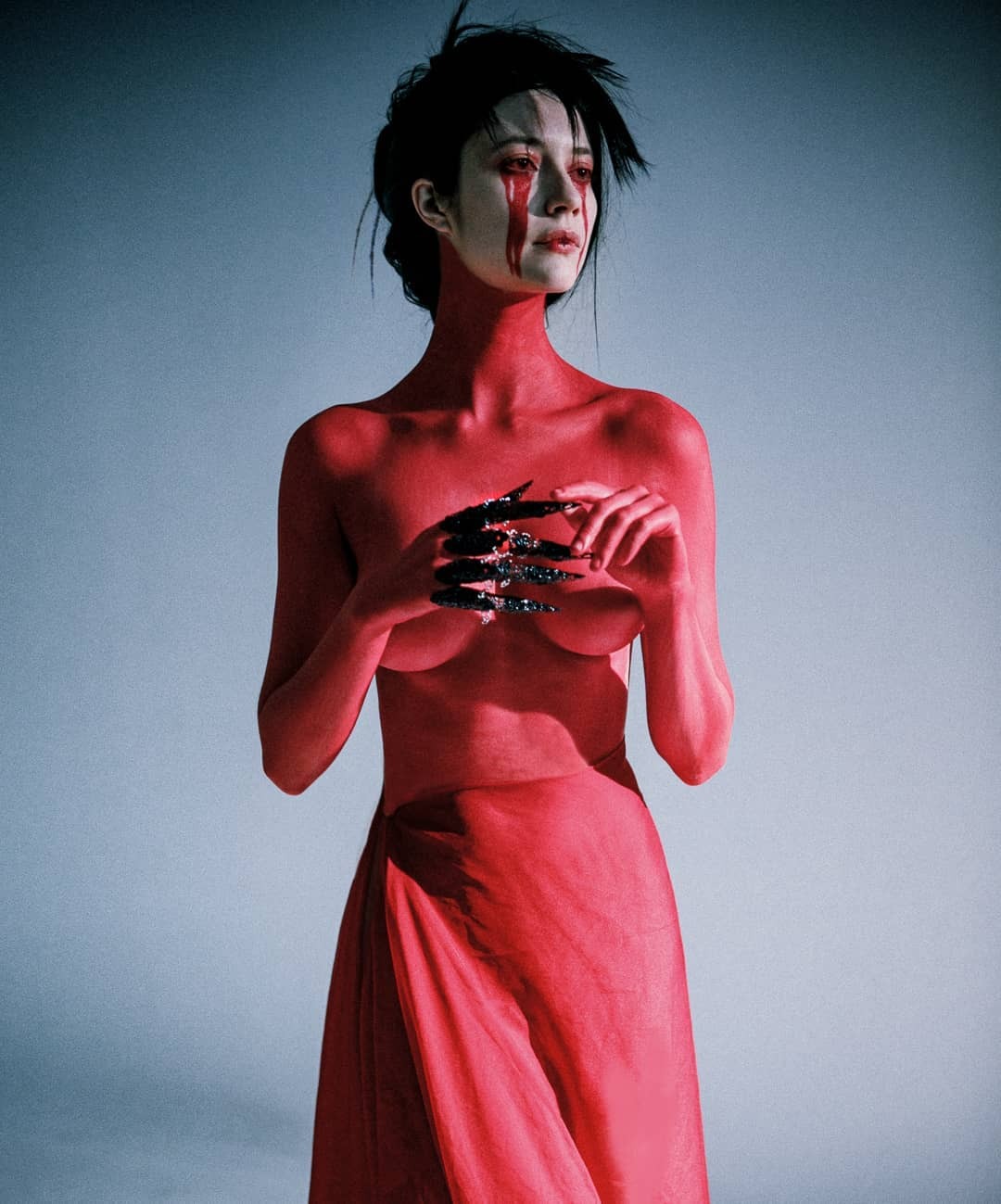 1080x1299, 128 Kb / красное