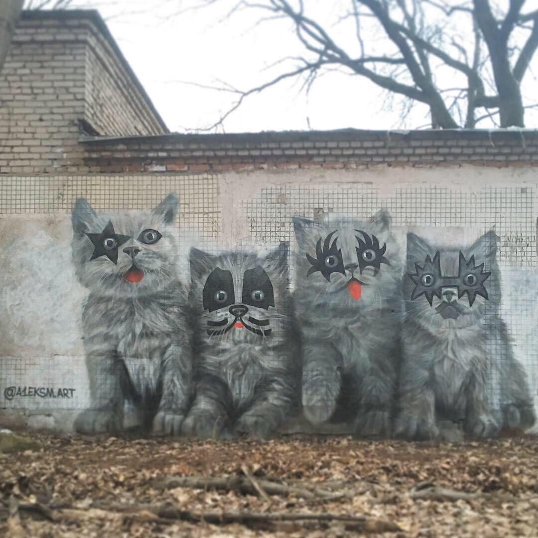 1080x1080, 122 Kb / kiss, граффити, котята, четыре, стена