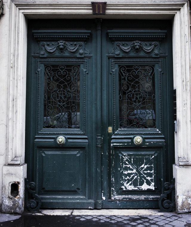 640x759, 175 Kb / двери, решетка