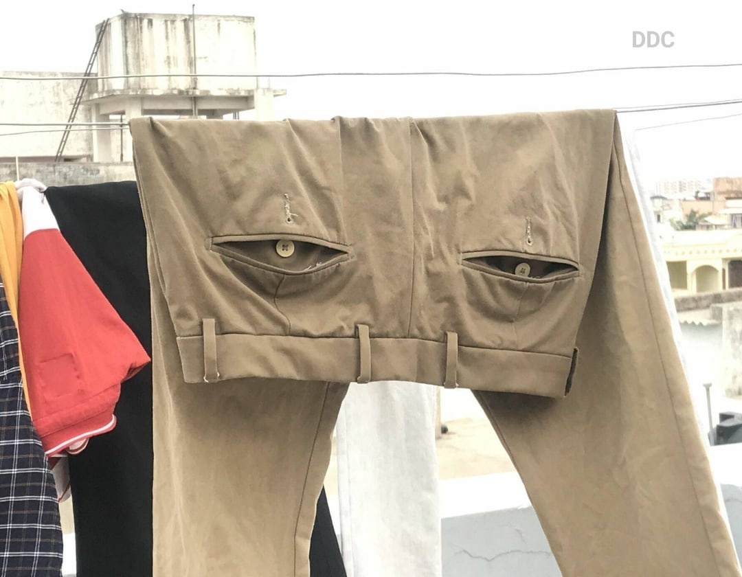 1080x840, 161 Kb / штаны, сушка, верёвка, подозрительность