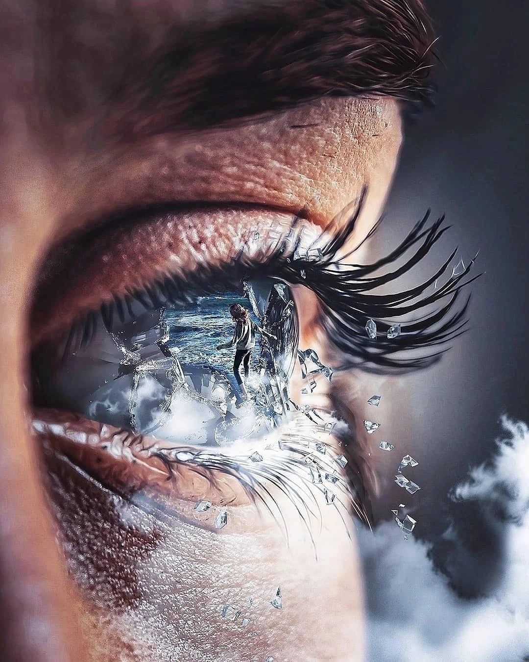 1080x1350, 387 Kb / глаз, отражение, стекло, осколки, вода