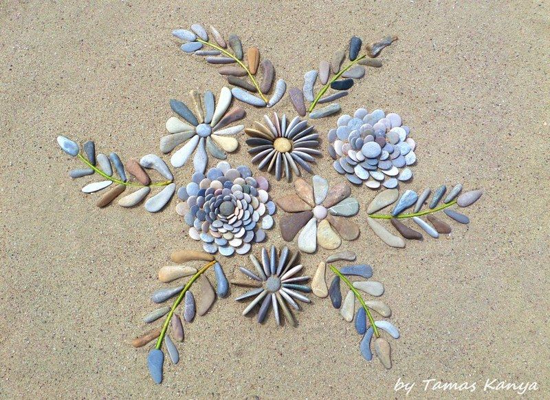 800x581, 155 Kb / Камни, галька, песок, цветы, инсталляция