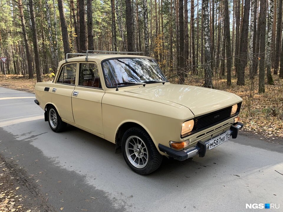 960x720, 216 Kb / автомобиль, классика, ретро, «Москвич-2140», Новосибирск