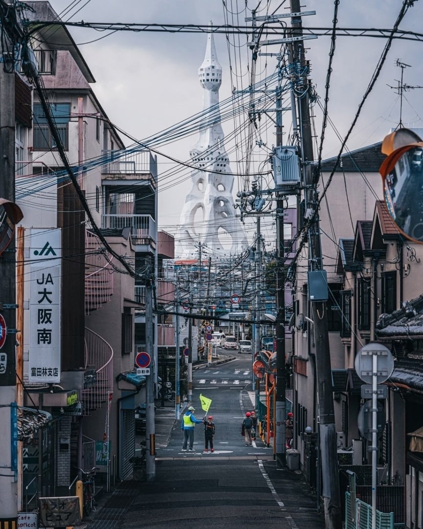 864x1080, 208 Kb / Великая Молитвенная Башня Мира, Осака