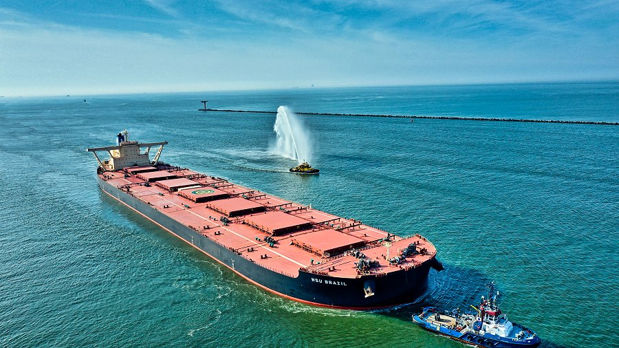 900x506, 155 Kb / Танкер, судно, буксир, Brasil, Brazil, якорь