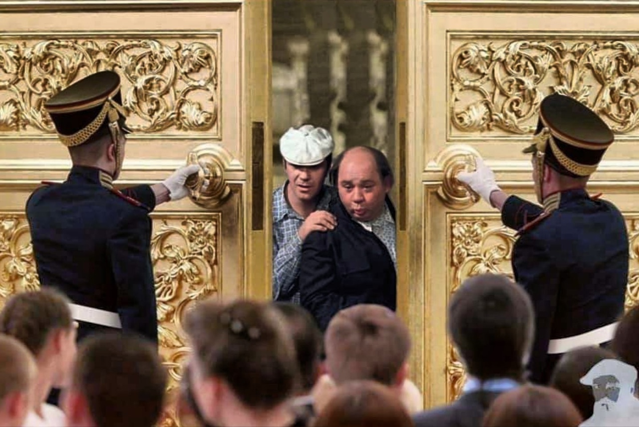 1280x856, 345 Kb / Афоня, Куравлёв, Леонов, кремль