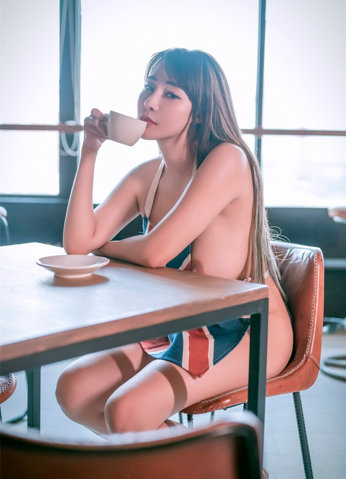 1100x1522, 592 Kb / фартук, азия, стол, чашка